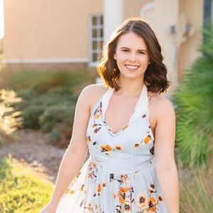 Meet your Posher, Alyssa